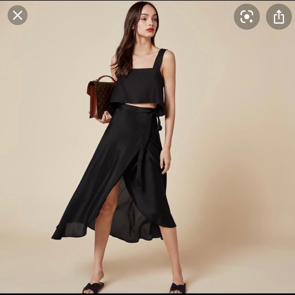 Reformation Newman skirt Small